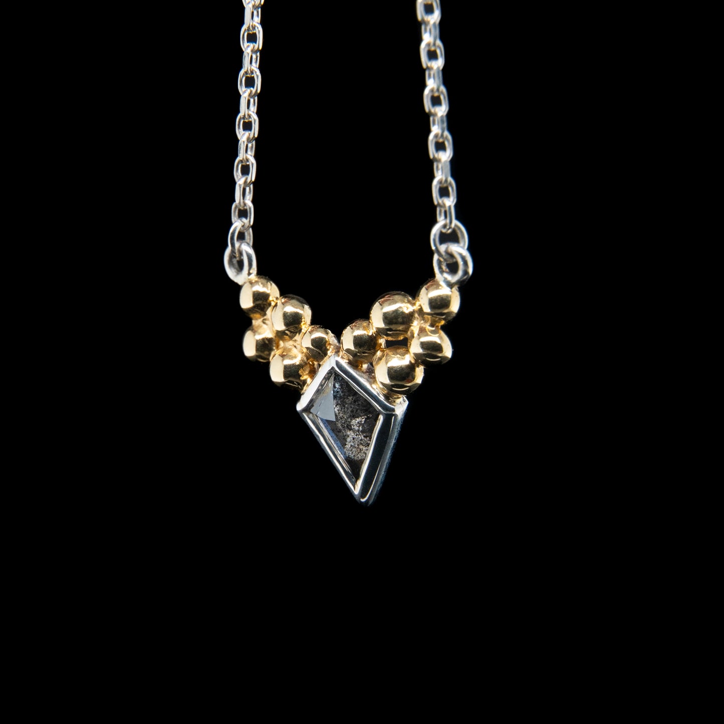 Amora Style Pendant with Salt & Pepper Diamond