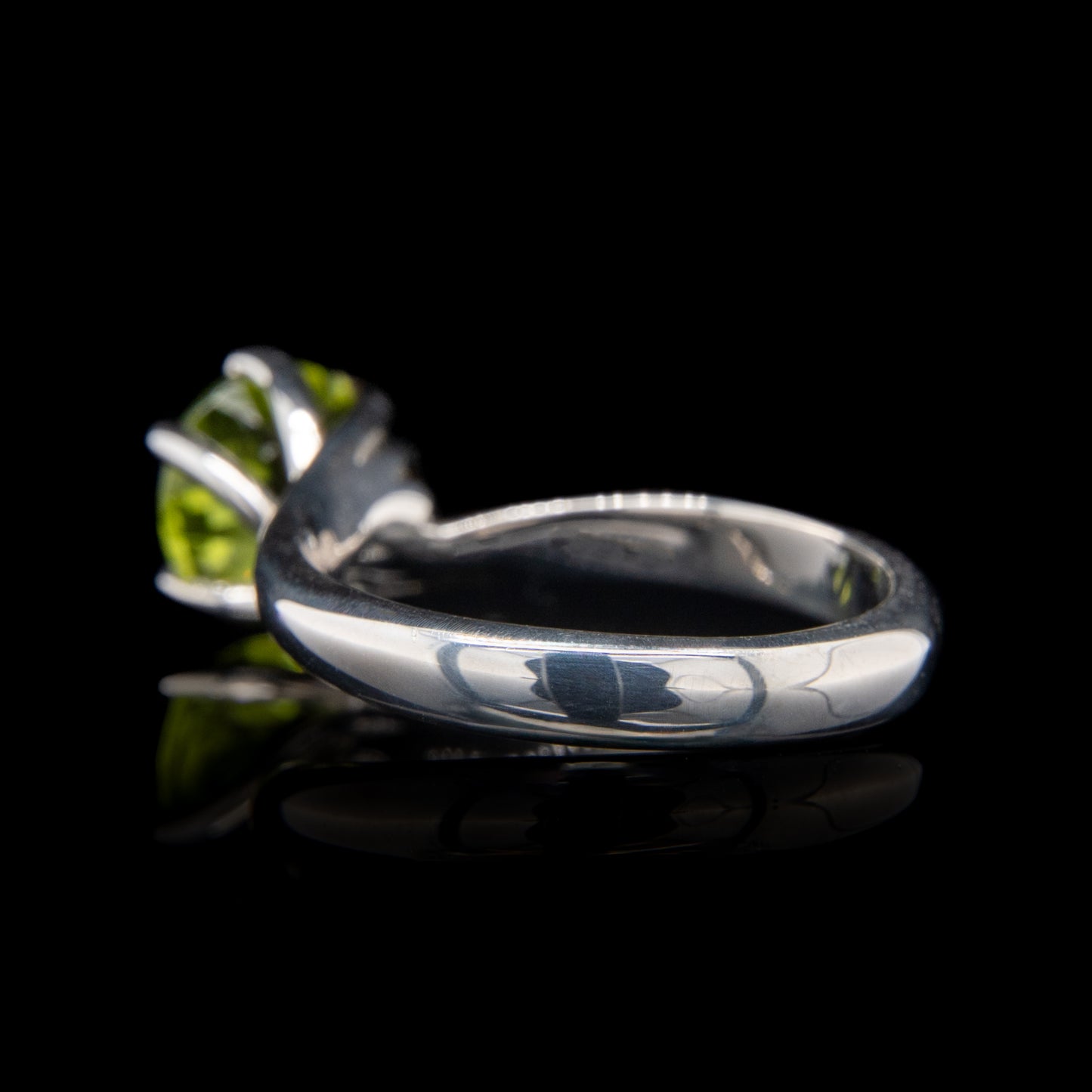Peridot Silver Twist Ring