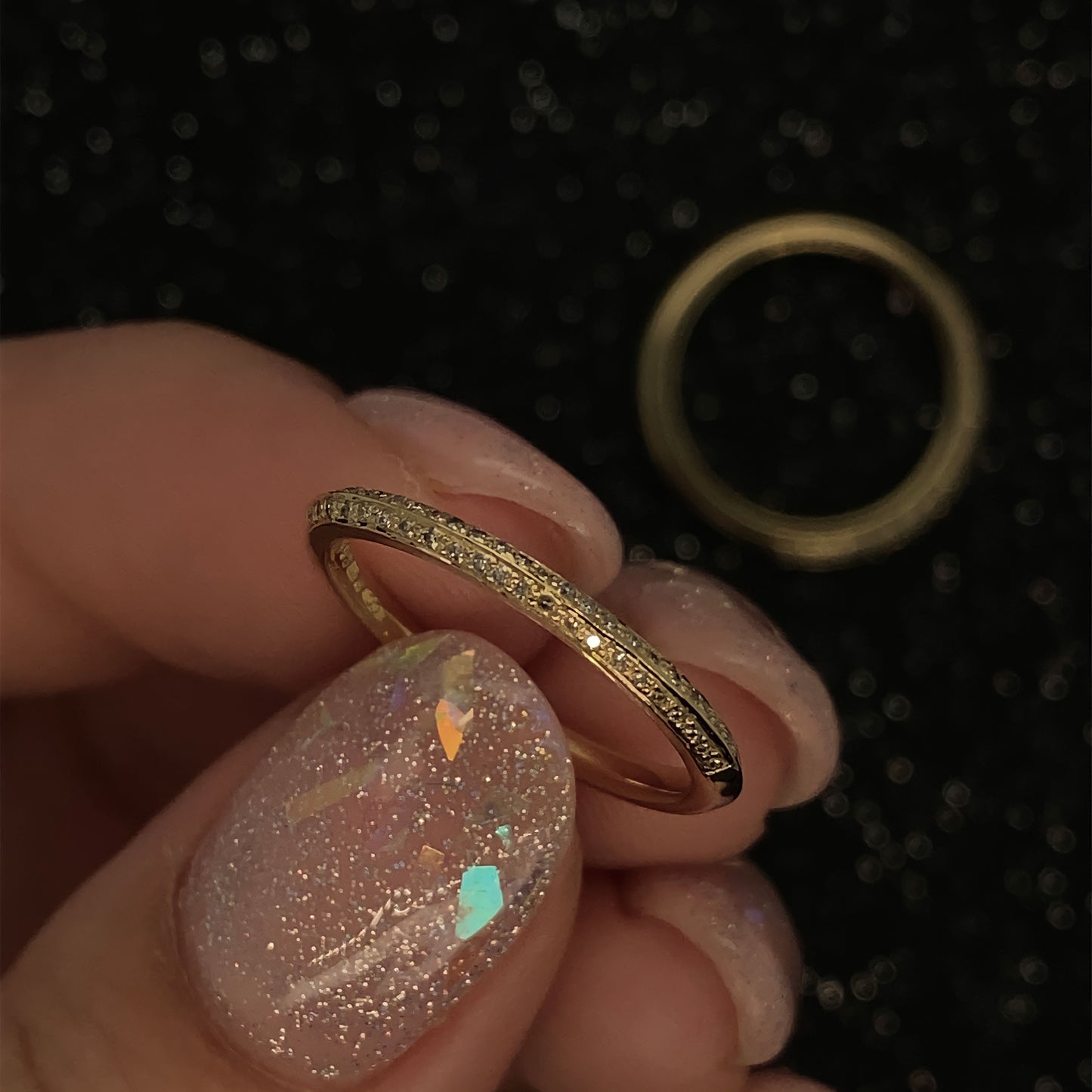 Amora Diamond Bands in Yellow Gold