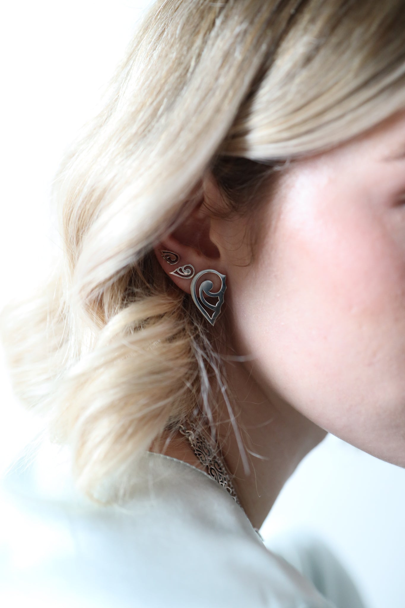 Small Aphrodite Earrings