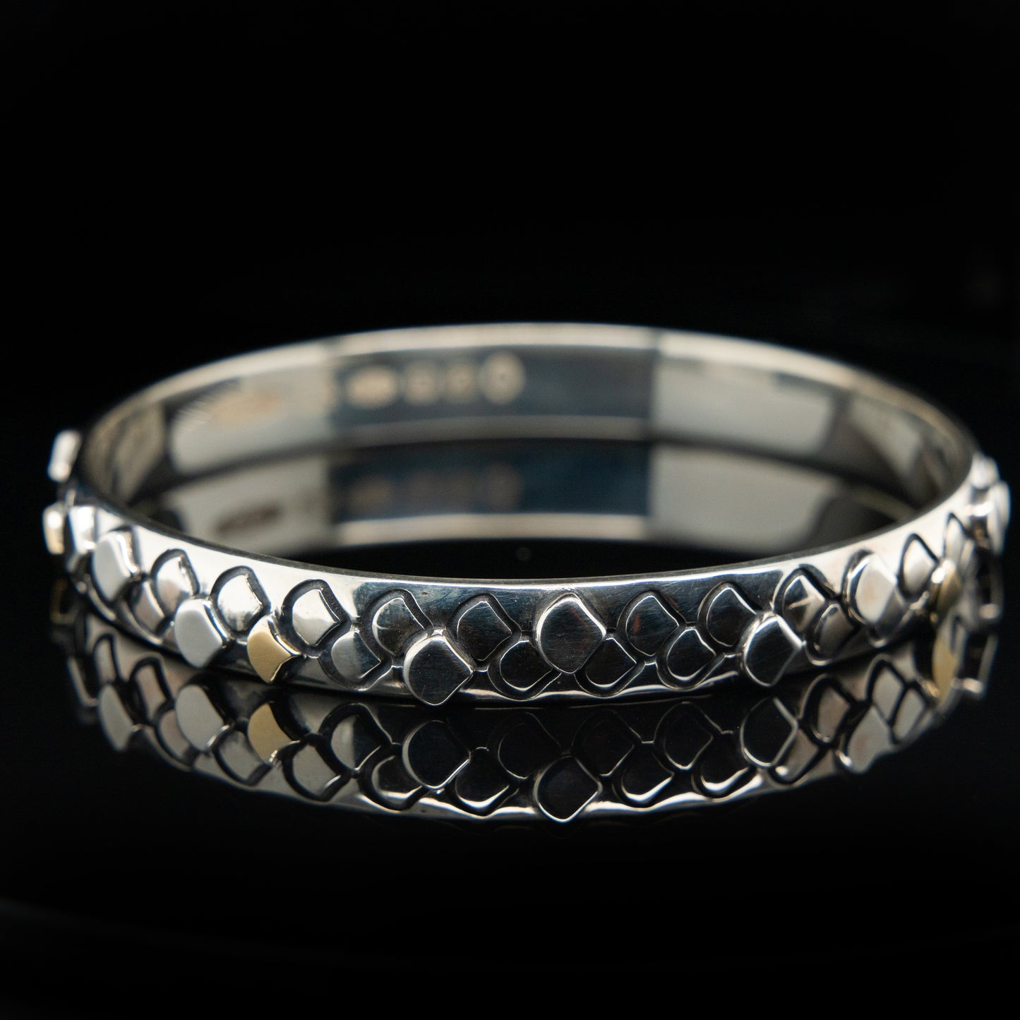 Scales Bangle