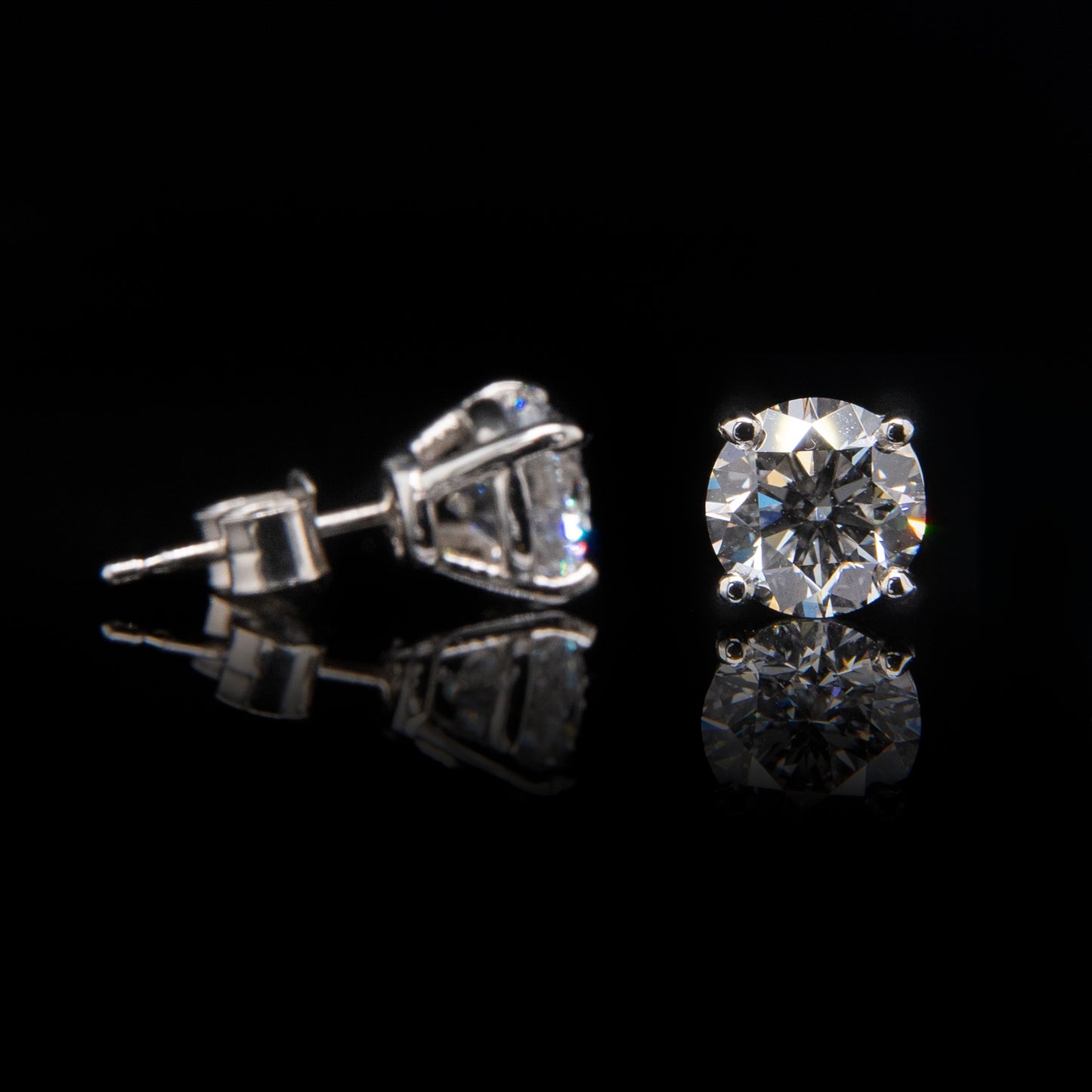 Lab Grown Diamond Stud Earrings in Platinum