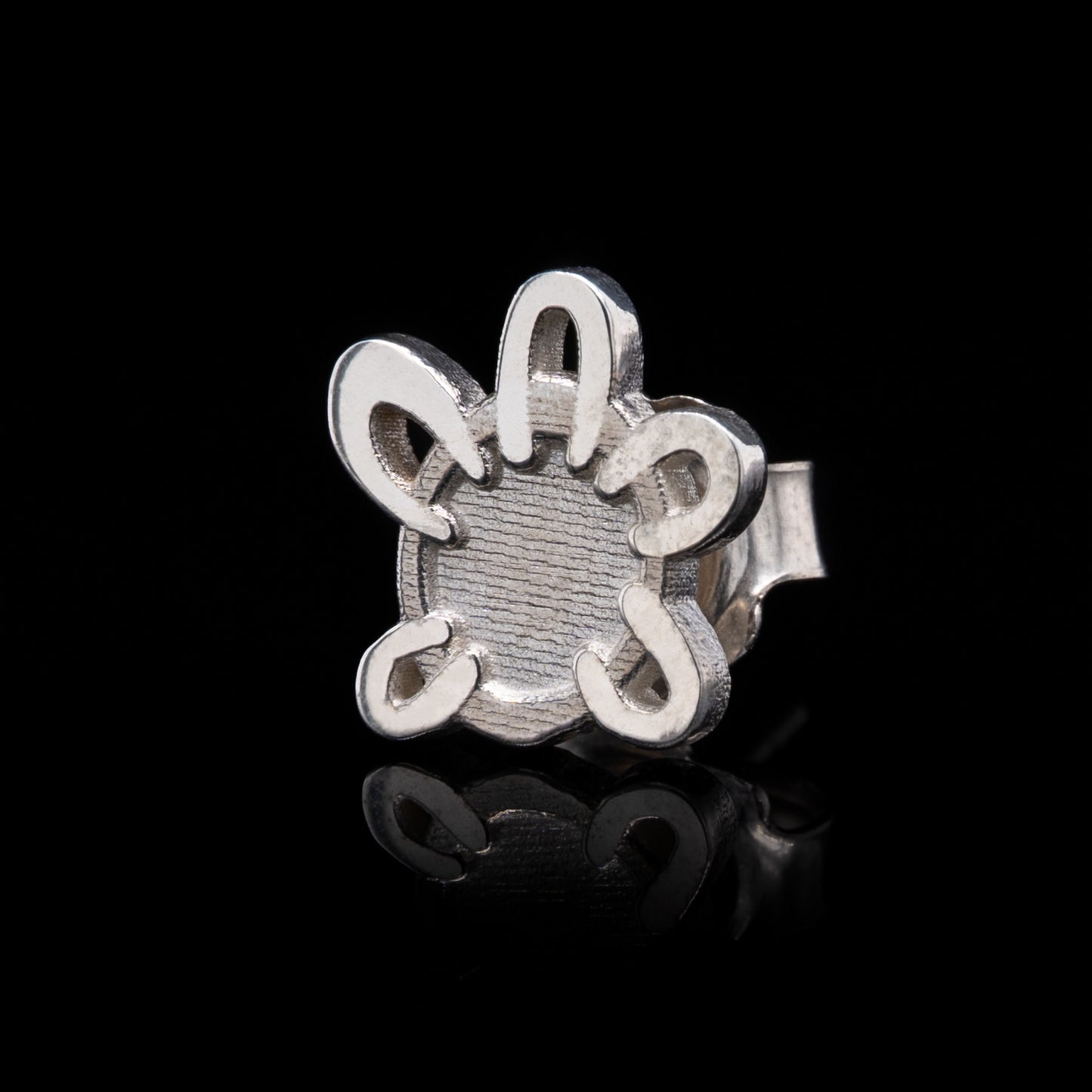 Single Everyman Hands Studs in Silver