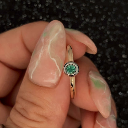 Emerald Venus Ring