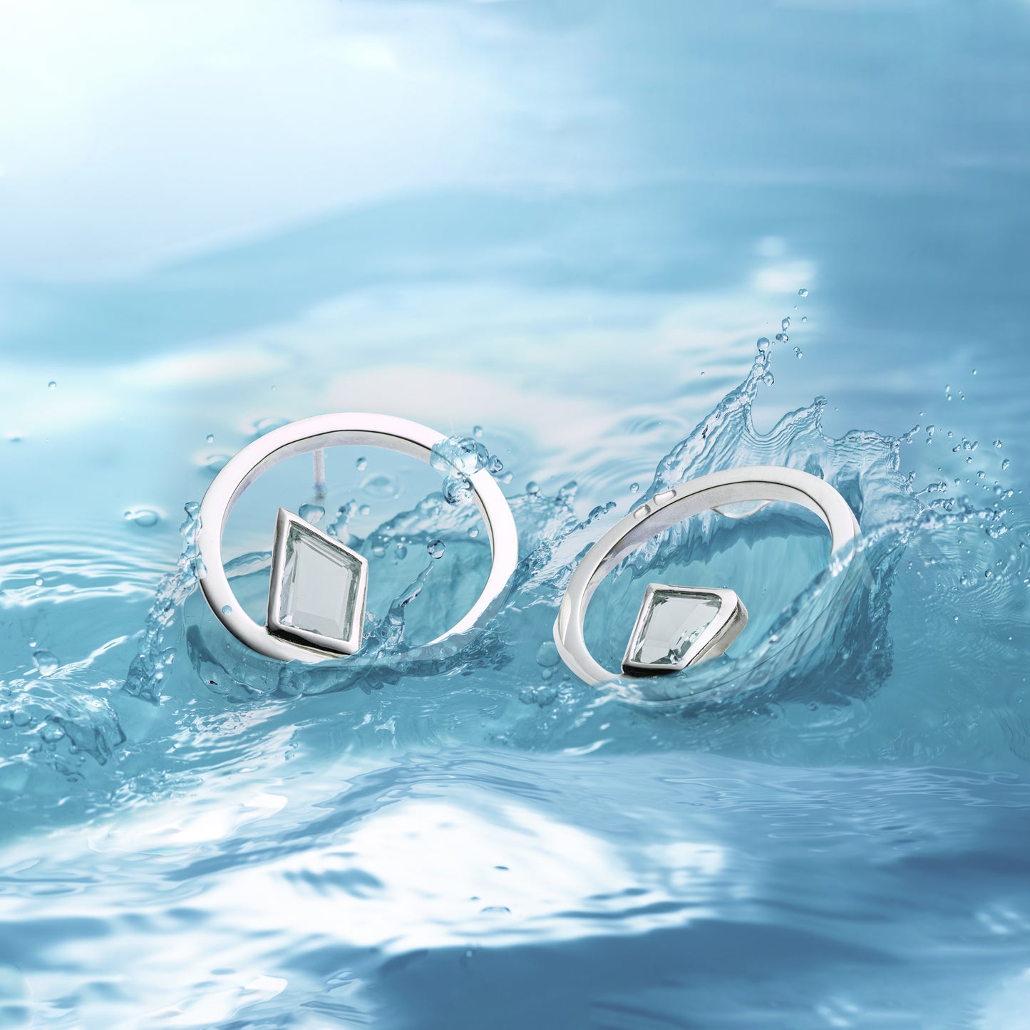 Aquamarine Circle Stud Earrings in Sterling Silver