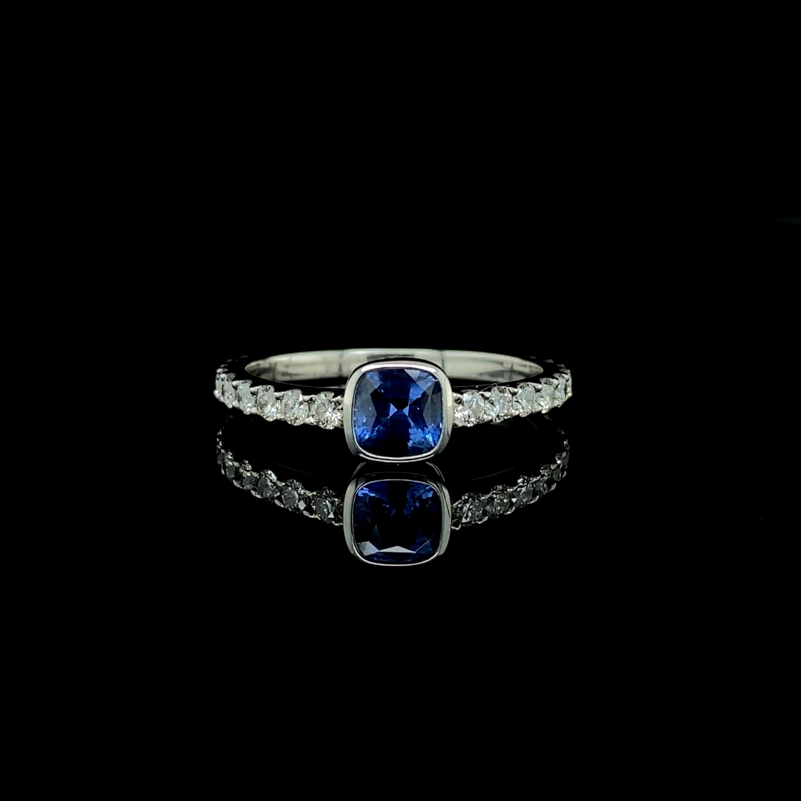 Blue Sapphire Platinum Solitaire Ring