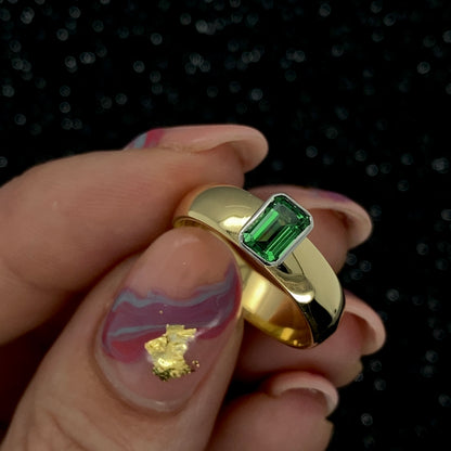 Tsavorite Gold Ring